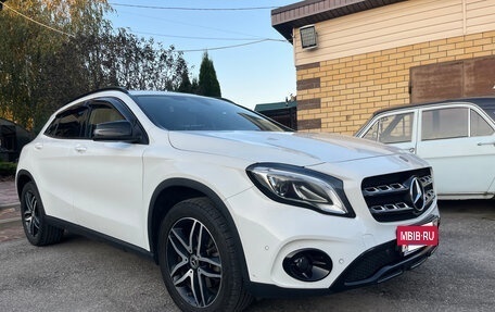 Mercedes-Benz GLA, 2019 год, 2 800 000 рублей, 23 фотография