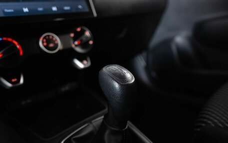 KIA Rio IV, 2018 год, 1 000 000 рублей, 10 фотография