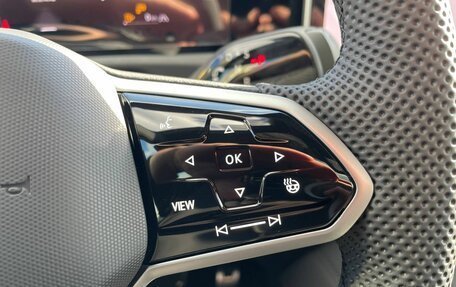 Volkswagen Tiguan, 2026 год, 4 890 000 рублей, 15 фотография