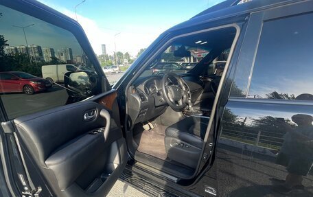 Infiniti QX56, 2012 год, 2 600 000 рублей, 10 фотография