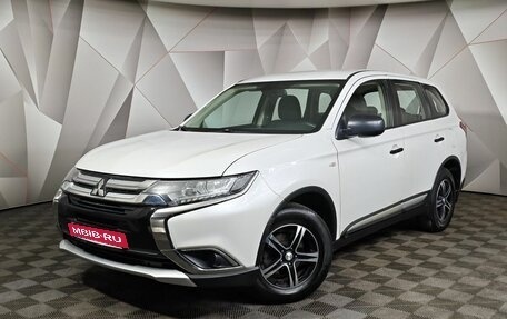 Mitsubishi Outlander III рестайлинг 3, 2018 год, 1 680 000 рублей, 1 фотография
