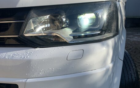 Volkswagen Caravelle T5, 2013 год, 2 100 000 рублей, 11 фотография