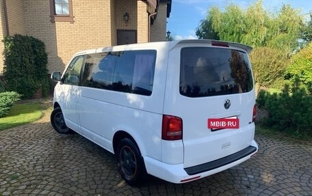 Volkswagen Caravelle T5, 2013 год, 2 100 000 рублей, 6 фотография