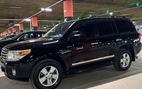 Toyota Land Cruiser 200, 2013 год, 3 790 000 рублей, 8 фотография