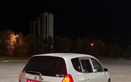 Honda Fit III, 2003 год, 170 000 рублей, 3 фотография