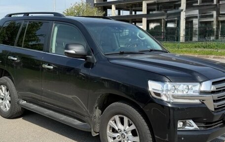Toyota Land Cruiser 200, 2019 год, 7 200 000 рублей, 3 фотография