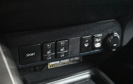 Toyota RAV4, 2013 год, 1 850 000 рублей, 16 фотография