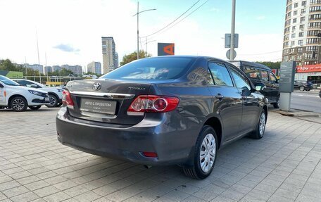 Toyota Corolla, 2011 год, 1 200 000 рублей, 5 фотография