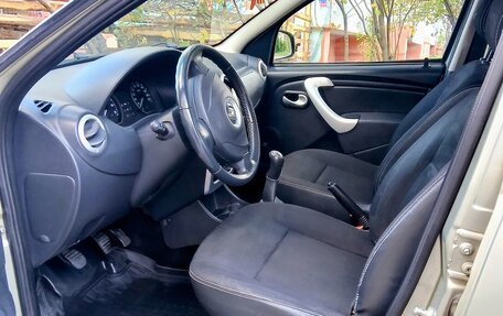 Renault Sandero I, 2013 год, 650 000 рублей, 4 фотография