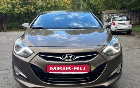 Hyundai i40 I рестайлинг, 2013 год, 1 050 000 рублей, 2 фотография