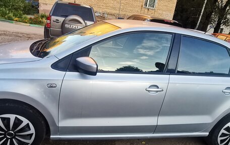 Volkswagen Polo VI (EU Market), 2012 год, 700 000 рублей, 3 фотография
