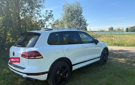 Volkswagen Touareg III, 2017 год, 3 860 000 рублей, 3 фотография