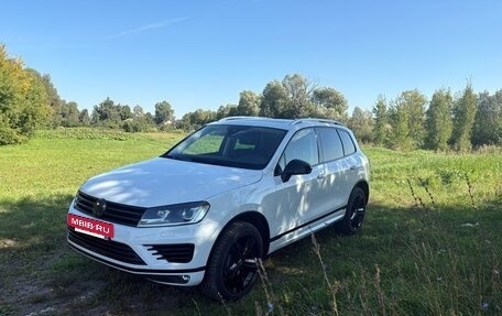 Volkswagen Touareg III, 2017 год, 3 860 000 рублей, 8 фотография
