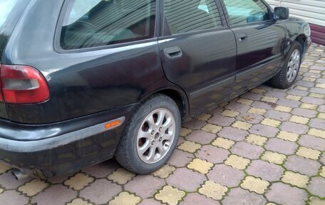Volvo V40 I, 1999 год, 230 000 рублей, 2 фотография