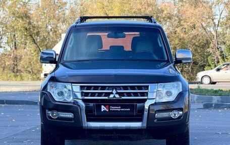 Mitsubishi Pajero IV, 2017 год, 3 559 000 рублей, 2 фотография