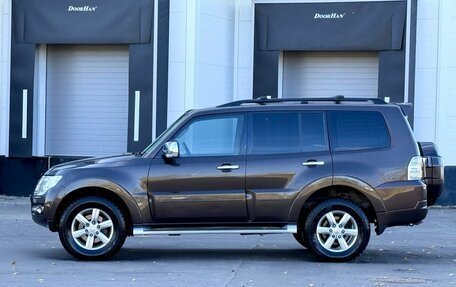 Mitsubishi Pajero IV, 2017 год, 3 559 000 рублей, 9 фотография