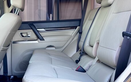 Mitsubishi Pajero IV, 2017 год, 3 559 000 рублей, 13 фотография