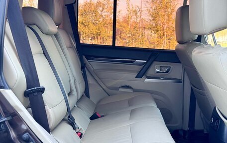 Mitsubishi Pajero IV, 2017 год, 3 559 000 рублей, 14 фотография
