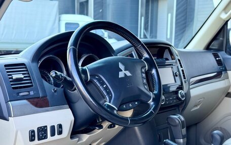 Mitsubishi Pajero IV, 2017 год, 3 559 000 рублей, 18 фотография