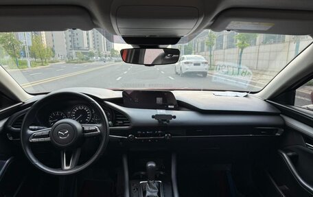Mazda 3, 2022 год, 1 660 000 рублей, 7 фотография