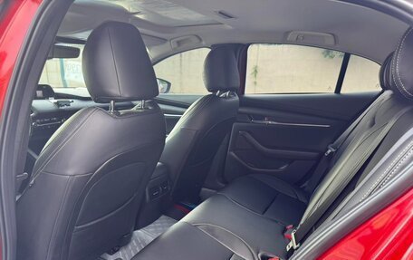 Mazda 3, 2022 год, 1 660 000 рублей, 9 фотография