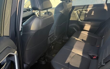 Toyota RAV4, 2022 год, 3 600 000 рублей, 7 фотография
