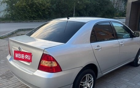 Toyota Corolla, 2004 год, 530 000 рублей, 5 фотография