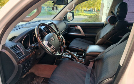 Toyota Land Cruiser 200, 2013 год, 4 300 000 рублей, 7 фотография