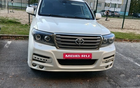 Toyota Land Cruiser 200, 2013 год, 4 300 000 рублей, 2 фотография
