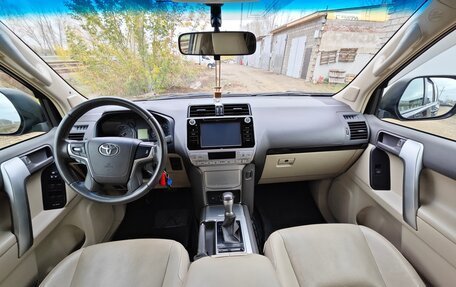 Toyota Land Cruiser Prado 150 рестайлинг 2, 2019 год, 5 500 000 рублей, 7 фотография