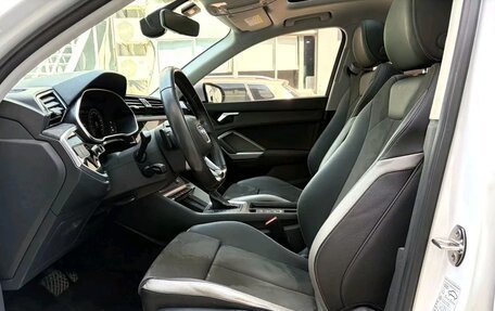 Audi Q3, 2022 год, 2 370 000 рублей, 5 фотография