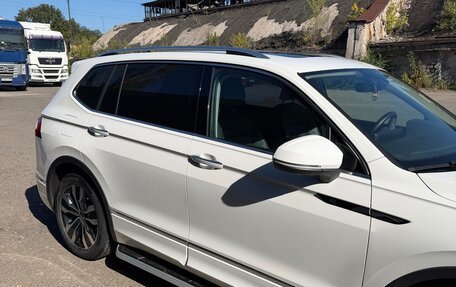Volkswagen Tiguan II, 2022 год, 4 100 000 рублей, 4 фотография