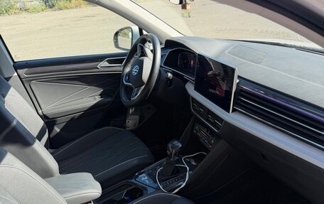 Volkswagen Tiguan II, 2022 год, 4 100 000 рублей, 9 фотография