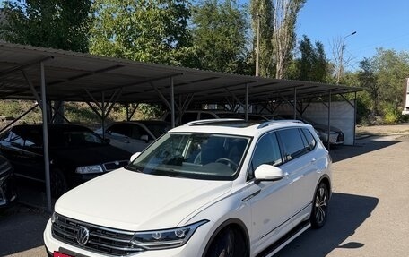 Volkswagen Tiguan II, 2022 год, 4 100 000 рублей, 1 фотография
