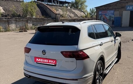 Volkswagen Tiguan II, 2022 год, 4 100 000 рублей, 5 фотография