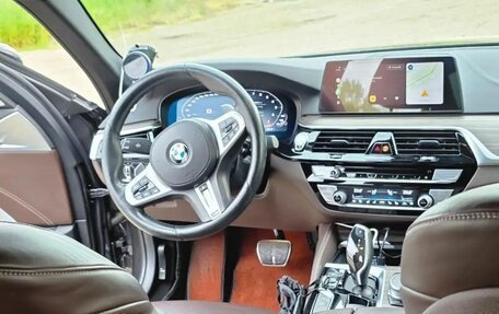 BMW 5 серия, 2020 год, 5 800 000 рублей, 15 фотография