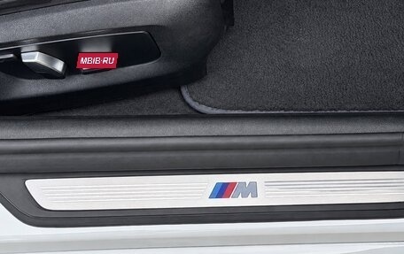 BMW 5 серия, 2018 год, 3 550 000 рублей, 11 фотография