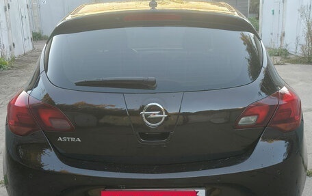 Opel Astra J, 2013 год, 830 000 рублей, 3 фотография