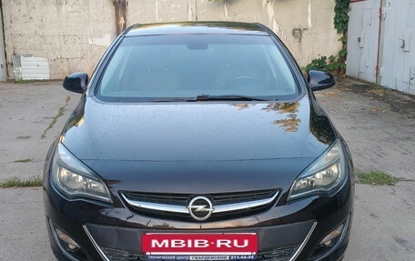 Opel Astra J, 2013 год, 830 000 рублей, 4 фотография