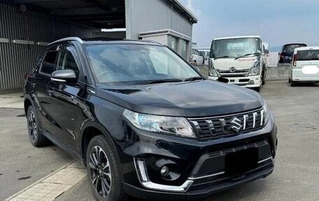Suzuki Escudo IV, 2022 год, 1 599 000 рублей, 1 фотография