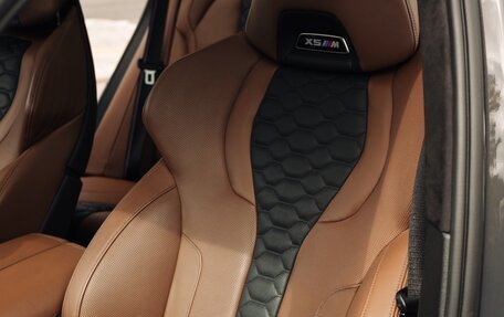 BMW X5 M, 2021 год, 10 990 000 рублей, 9 фотография