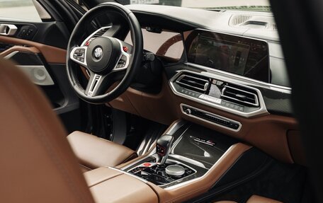 BMW X5 M, 2021 год, 10 990 000 рублей, 3 фотография
