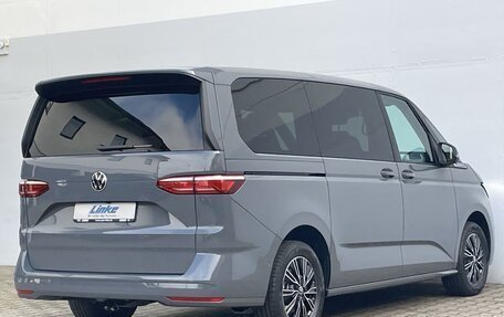 Volkswagen Multivan, 2023 год, 5 050 000 рублей, 3 фотография