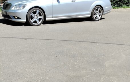 Mercedes-Benz S-Класс, 2006 год, 1 650 000 рублей, 2 фотография