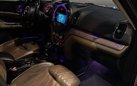MINI Countryman II (F60), 2017 год, 2 150 000 рублей, 9 фотография