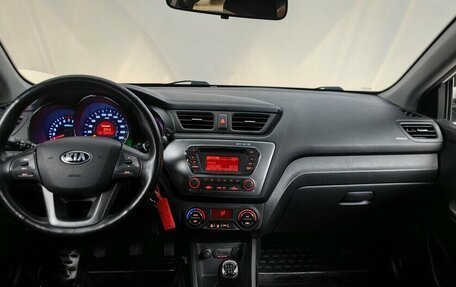 KIA Rio III рестайлинг, 2013 год, 748 000 рублей, 12 фотография