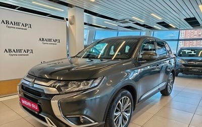 Mitsubishi Outlander III рестайлинг 3, 2019 год, 1 845 000 рублей, 1 фотография
