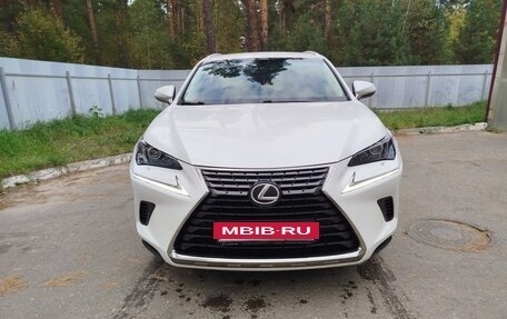 Lexus NX I, 2017 год, 3 000 000 рублей, 2 фотография