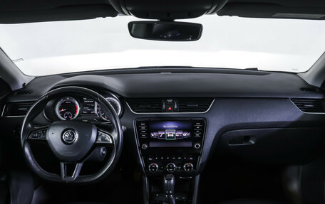 Skoda Octavia, 2017 год, 1 690 000 рублей, 14 фотография