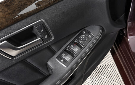 Mercedes-Benz E-Класс, 2012 год, 1 500 000 рублей, 10 фотография